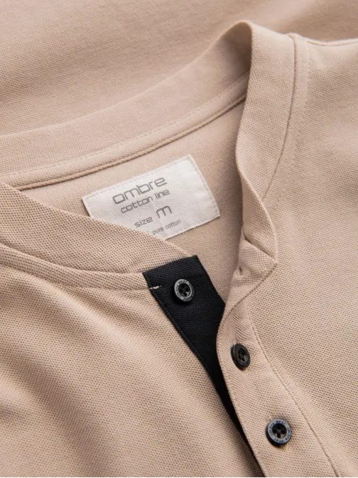 Pohodlná trendy béžová polokošeľa V5 TSCT-0156