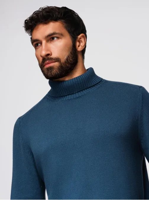 Pánsky pletený rolák v tmavomodrej farbe V2 SWTN-0163