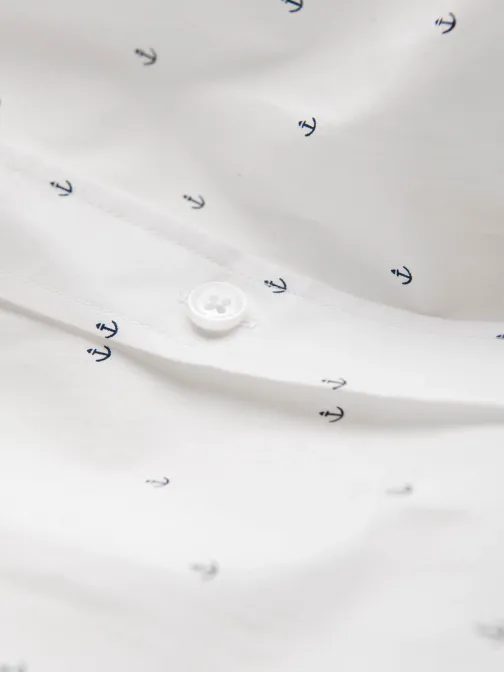 Zaujímavá biela košeľa s trendy vzorom V3 SHCS-0156