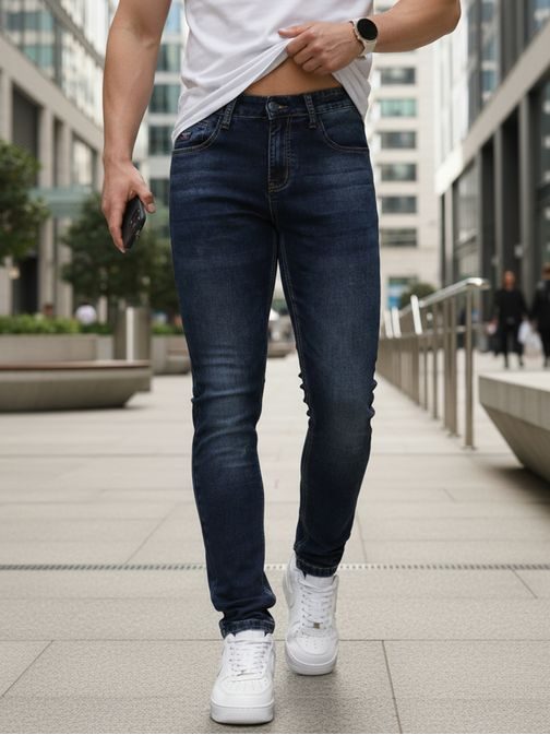 Štýlové pánske rifle v tmavomodrej farbe