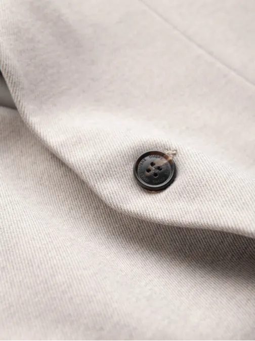 Nadčasové béžové sako so stojačikom V3 BLZB-0131