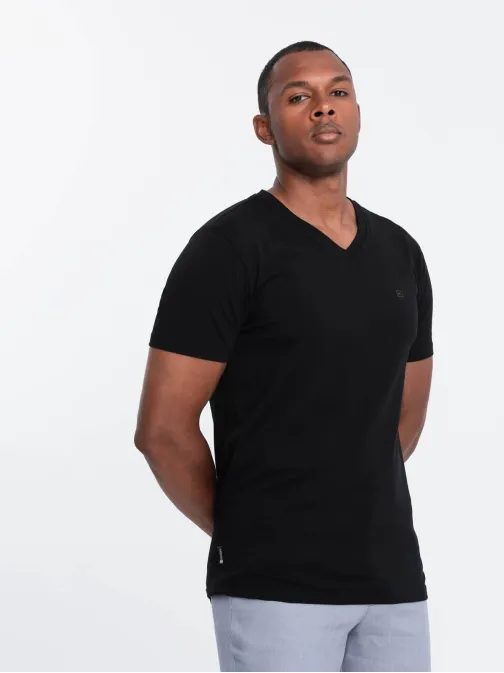 Trendy pánske čierne tričko s V-výstrihom V3 TSCT-0106
