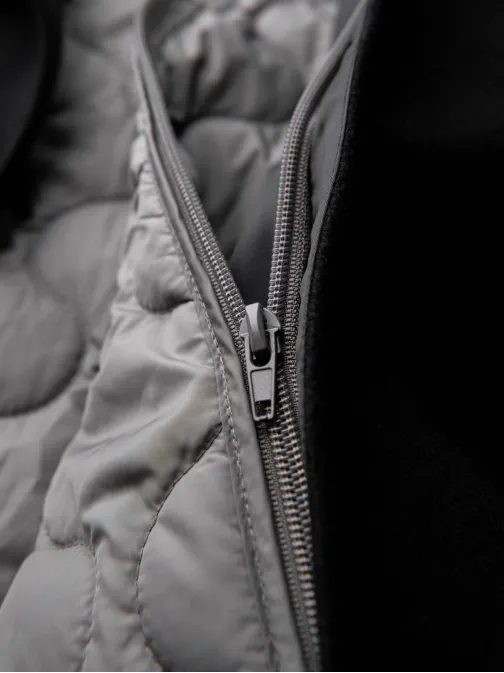 Čierny pánsky kabát na zimu om-cowc-0135