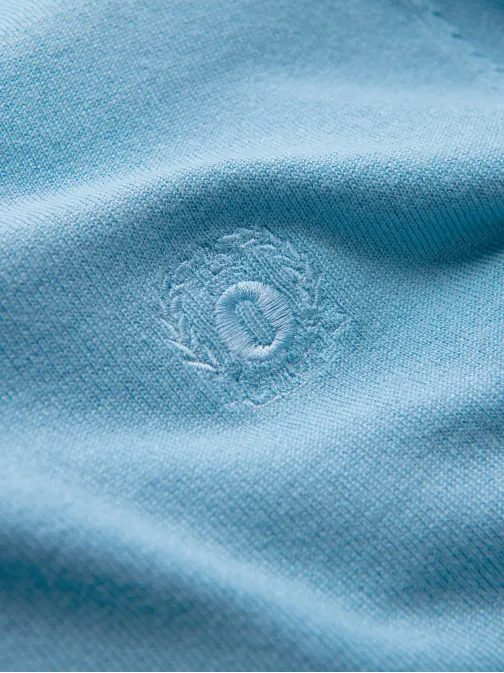 Klasický jasno modrý sveter s véčkovým výstrihom V21 SWBS-0107