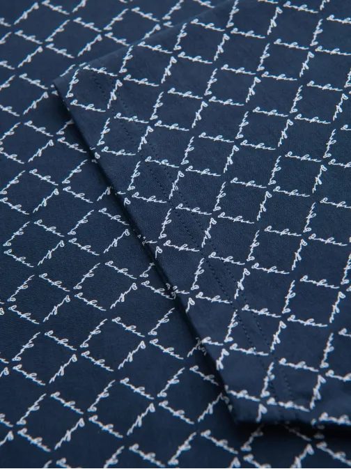 Pánske tmavomodré tričko s trendy potlačou V1 TSFP-0250