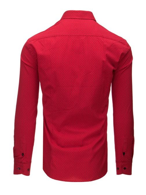 Atraktívna červená košeľa s dlhým rukávom