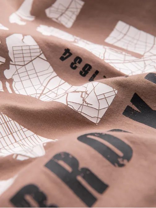 Nadčasové svetlo hnedé tričko s nápisom v1 lspt-0115