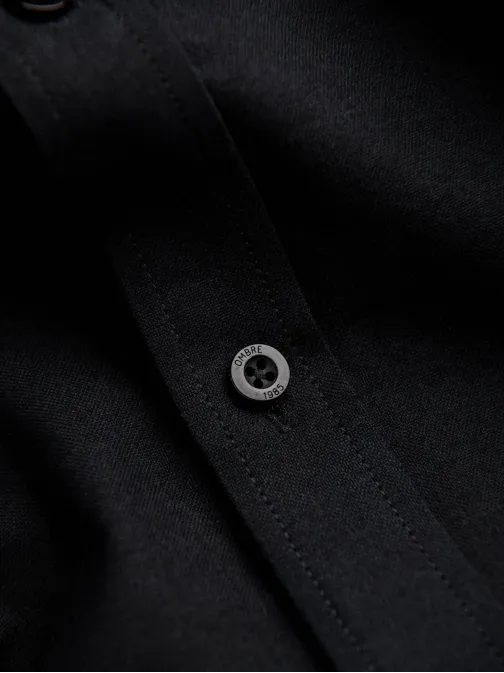 Elegantná čierna košeľa oxford V3 OM0114