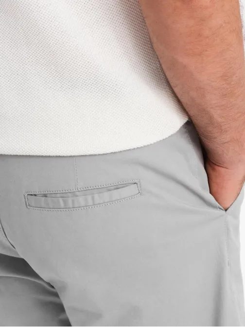Pánske šedé chinos šortky s lemom V12 SRCS-0197