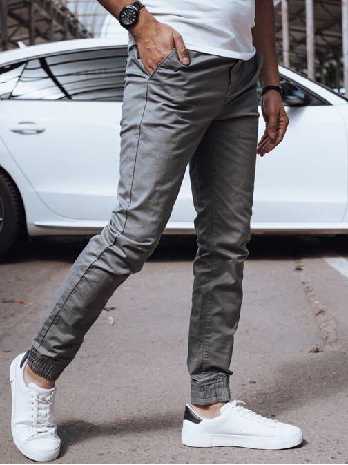 Fantastické šedé pánske joggery
