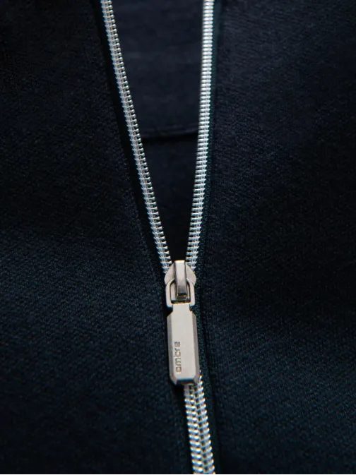Módny tmavomodrý pánsky sveter na zips V1 SWZS-0146