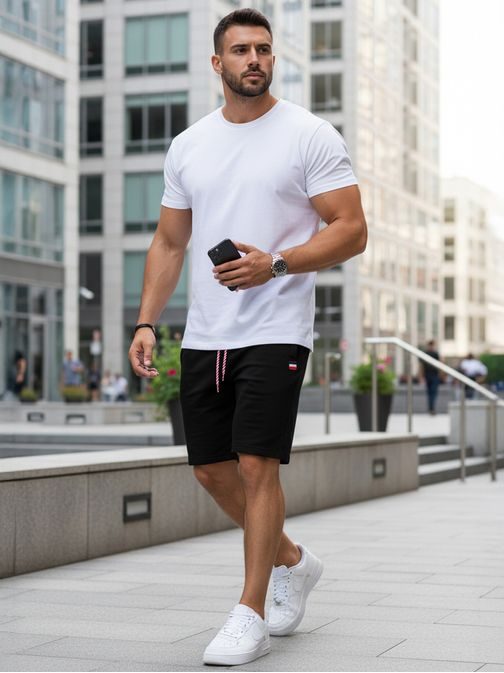 Pohodlné čierne kraťasy s logom