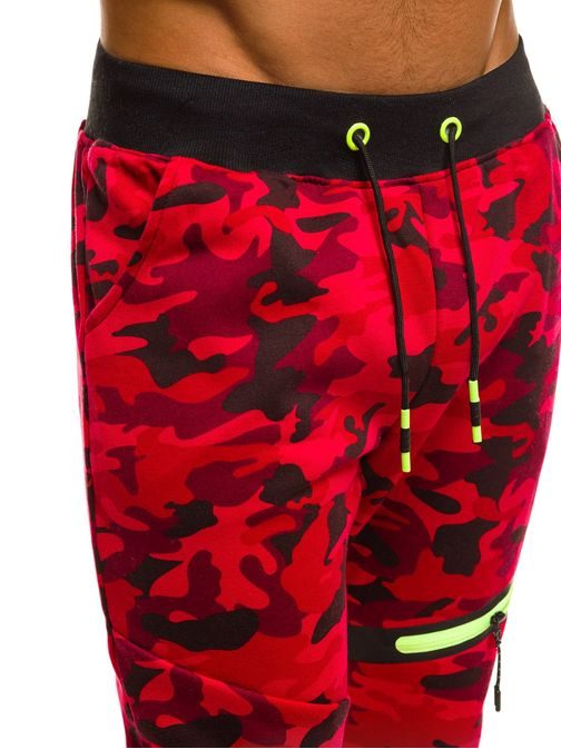 Červené maskáčové joggery s ozdobným zipsom J.STYLE KK05