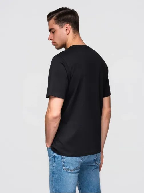 Čierne pánske tričko s trendy nápisom  V2 TSPT-0258