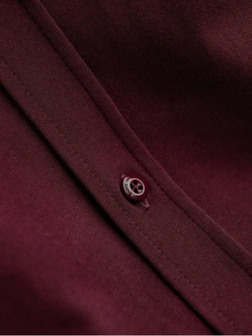 Módna bordová košeľa s nášivkou V3 SHCS-0138