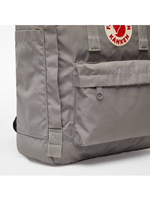 Štýlový šedý ruksak Fjallraven Kanken Fog