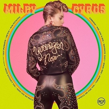Popron.cz Miley Cyrus : Younger Now