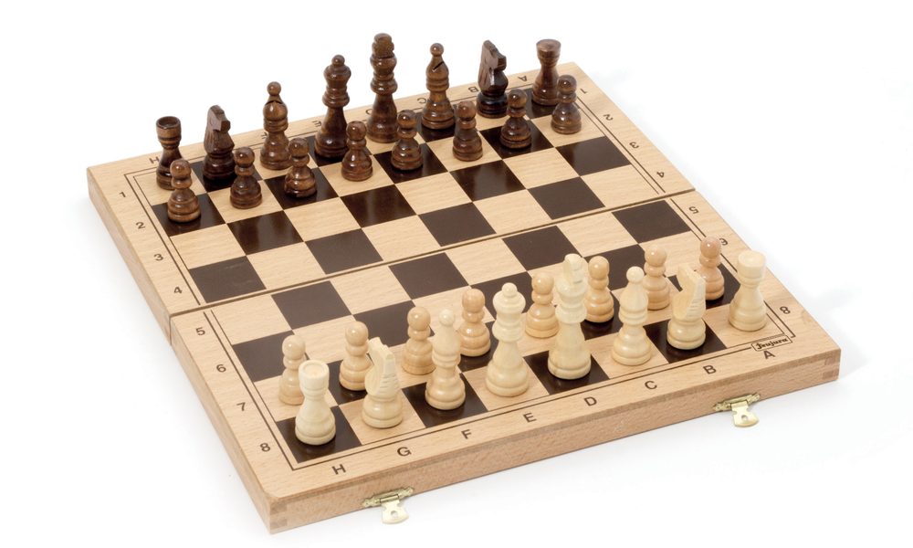 Levně Jeujura Šachy v dřevěném skládacím boxu