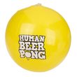 Ľudské pivo pong s 2 klobúkami a loptou