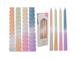 Svíčka ve tvaru kroucené válečky s barevným přechodem, Pastel, 4 barvy (krémová/růžová, aloe/béžová, meruňková/šedá, fialová/modrá), 2 x 25 cm, (čisté barvy) ve barevné krabičce.