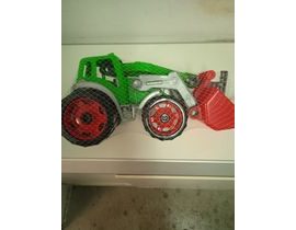 Traktor / nakladač / bager sa 2 lyžicami plast na voľný chod 2 farby v sieťke 16x35x16cm Cena za 1ks