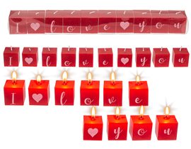 Štvorcové sviečky s písmenami: Milujem ťa