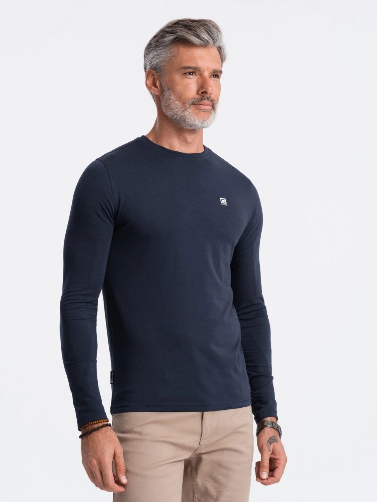Levně Ombre Clothing Módní tmavě modré tričko s dlouhým rukávem a logem V2 LSCL-0102