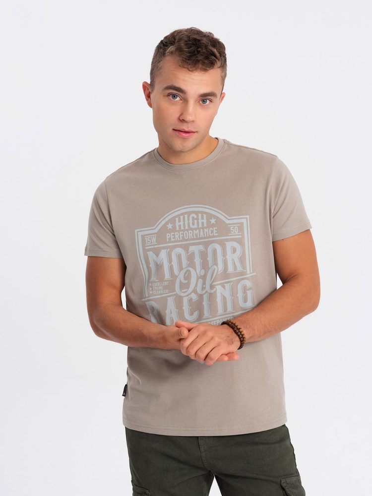 Ombre Clothing Originální světle hnědé tričko s auto-moto motivem V3-S1735