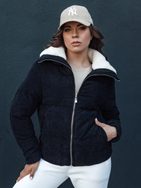 Dámská módní černá zimní bunda Trendyglam