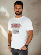 Atraktivní bílé tričko s originálním potiskem