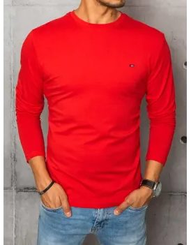 Jednoduché tričko v červeném provedení