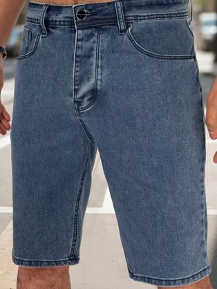 Moderní modré džínové šortky