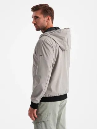 Moderní bílá bomber bunda