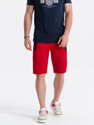 Stylové červené kraťasy W239