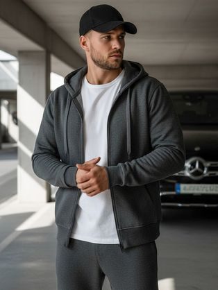 Moderní černá jednoduchá mikina