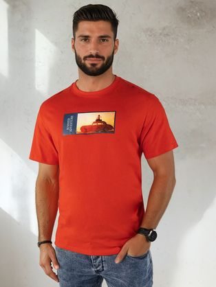 Originální červené tričko s nápisem