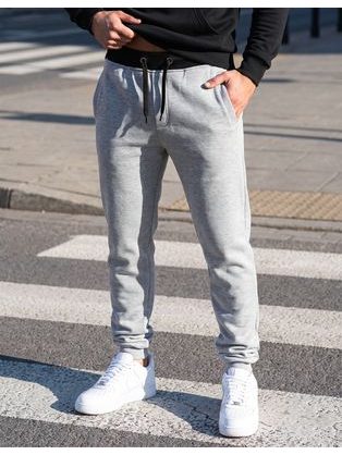 Jednoduchá žlutá polokošile v pohodlném provedení