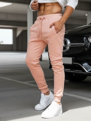 Růžové tepláky v jednoduchém provedení