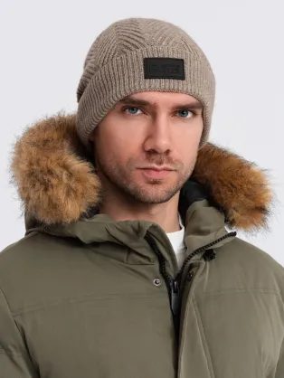 Zimní popelavá pánská čapka V6 ACWH-0122