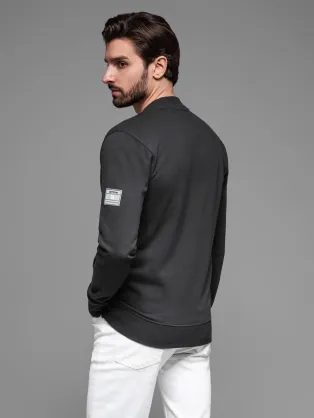 Moderní černá jednoduchá mikina