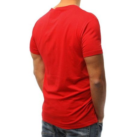 Červené tričko v originálním provedení