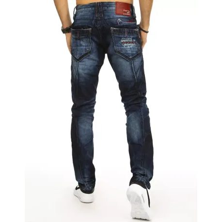 Trendové džíny v nebesky modré barvě