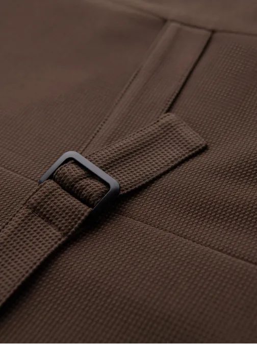 Moderní hnědá elegantní vesta V2 BLZV-0144