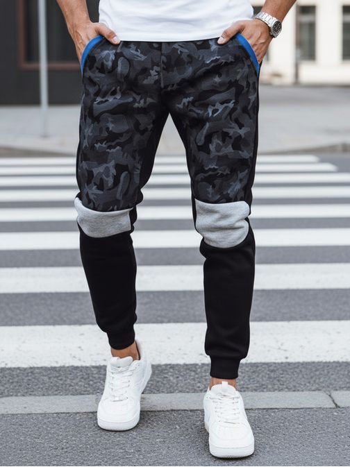 Maskáčové trendové tepláky v černé barvě