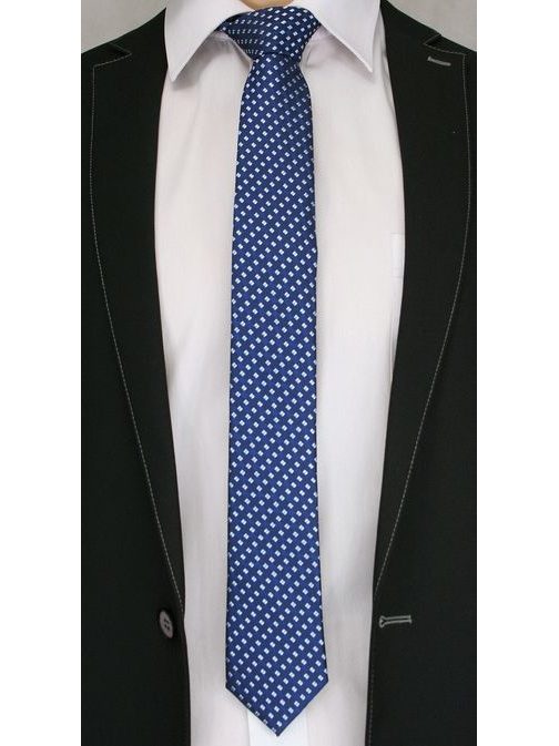 Zajímavá modrá kravata s kostkami