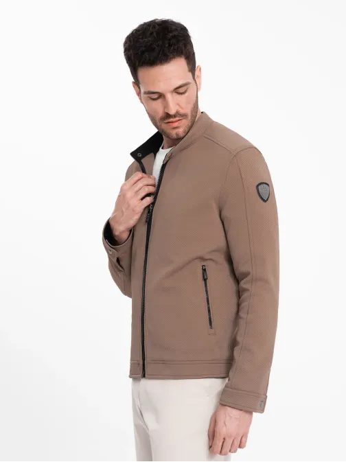 Trendy přechodná světle hnědá bunda V4 OM-JANP-0138