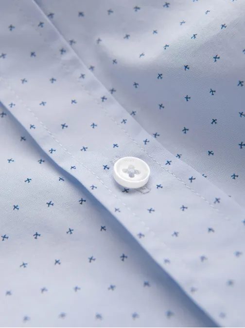 Zajímavá jasně modrá košile s trendy vzorem V7 SHCS-0156