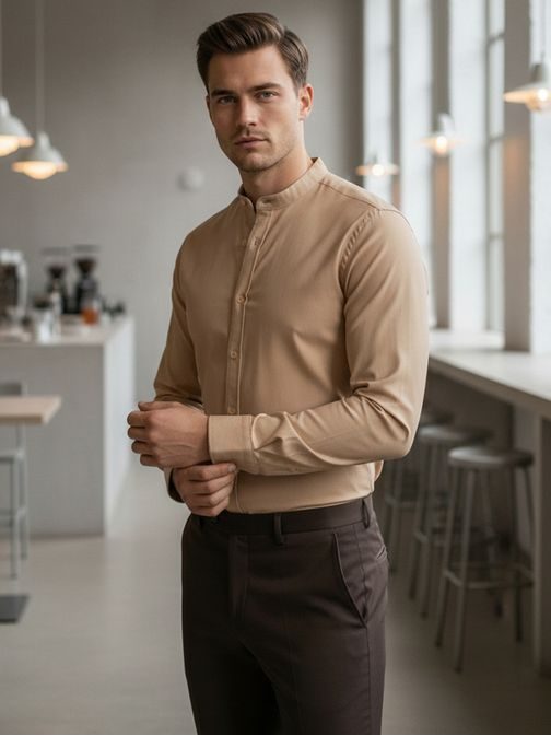 Nadčasová béžová pánská košile s límečkem