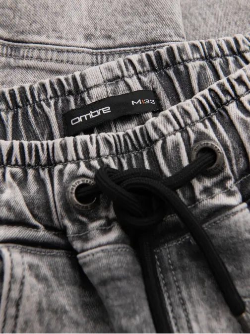 Trendy grafitové riflové jogger s ozdobnými prvkami V4 PADJ-0243