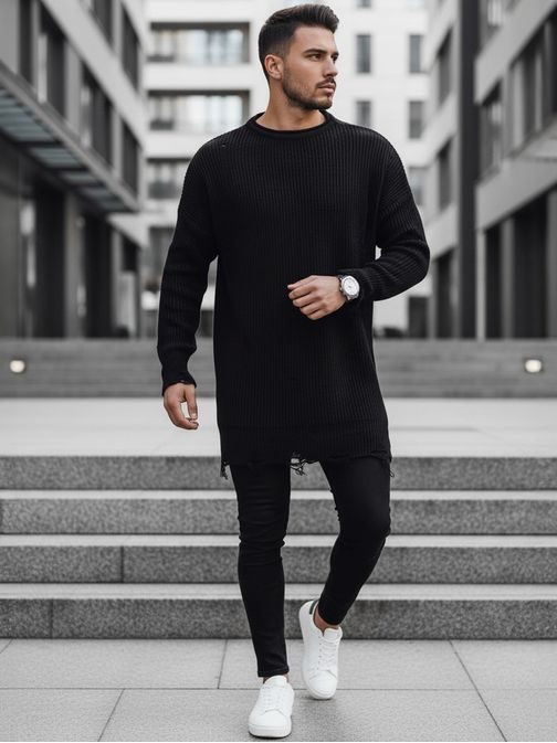 Stylový prodloužený svetr v černé barvě